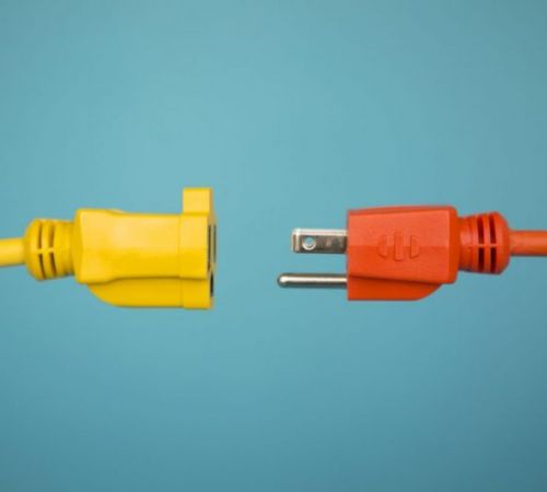 10 mẹo an toàn điện tại nhà đơn giản bạn cần biết