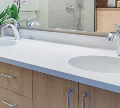 Mẹo vặt vệ sinh lavabo sạch bóng