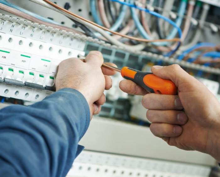 Dịch vụ sửa chữa điện tại nhà, tại quận 10 TPHCM