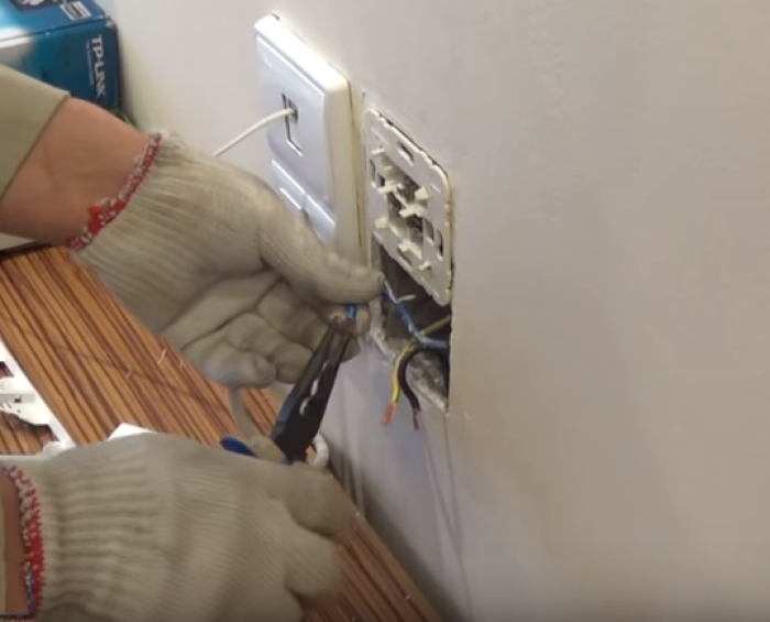 Sửa chữa điện tại nhà nhanh chóng, chất lượng