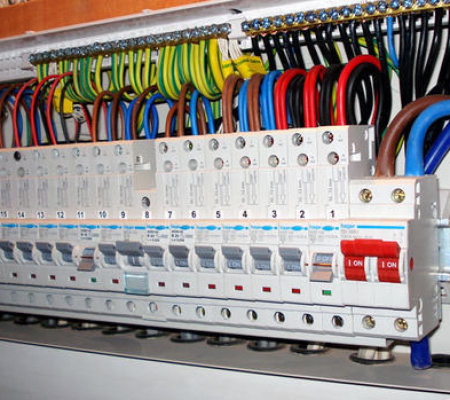 Lắp đặt Aptomat