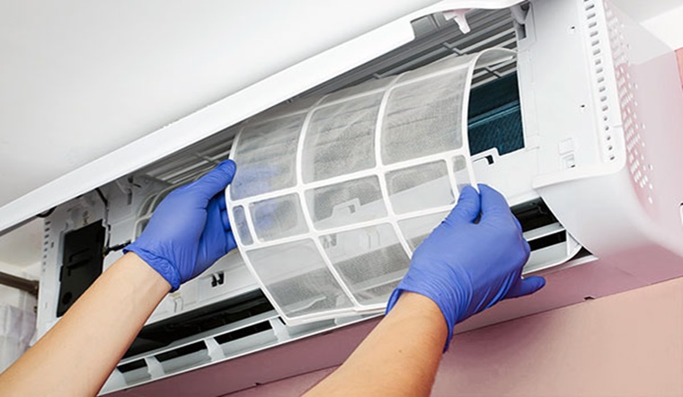 Vệ sinh máy lạnh tại nhà